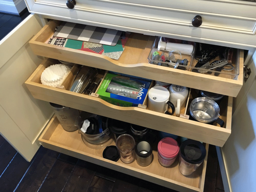 https://tddhardware.com/wp-content/uploads/2019/05/pre-assembled-drawers-both-regular-and-suspended.png
